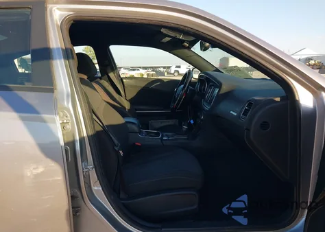 2016 Dodge Charger Sxt z USA, uszkodzony, nr VIN 2C3CDXHG7GH285978